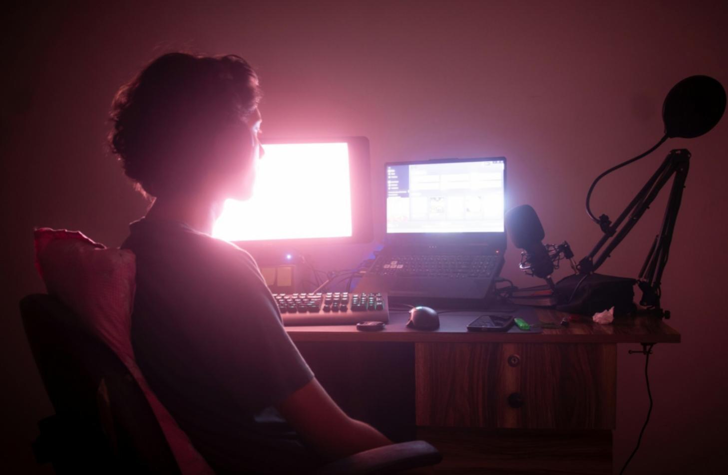 最新の金融テクノロジーを学ぶ教育環境